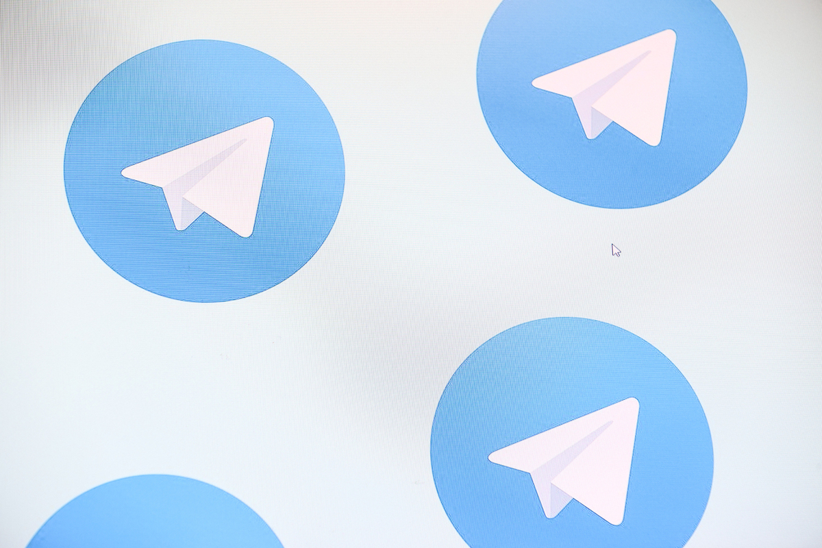 РКН объяснил сбой в работе Telegram и WhatsApp*
